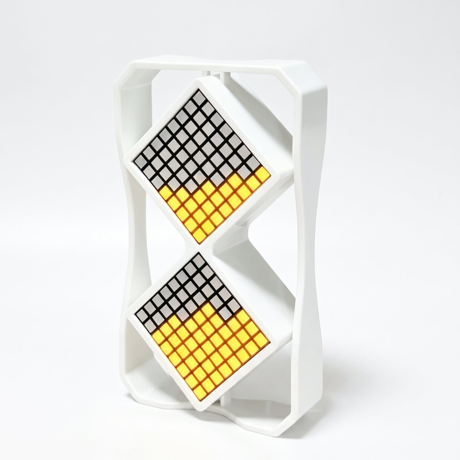 Electronic hour glass pixellete
